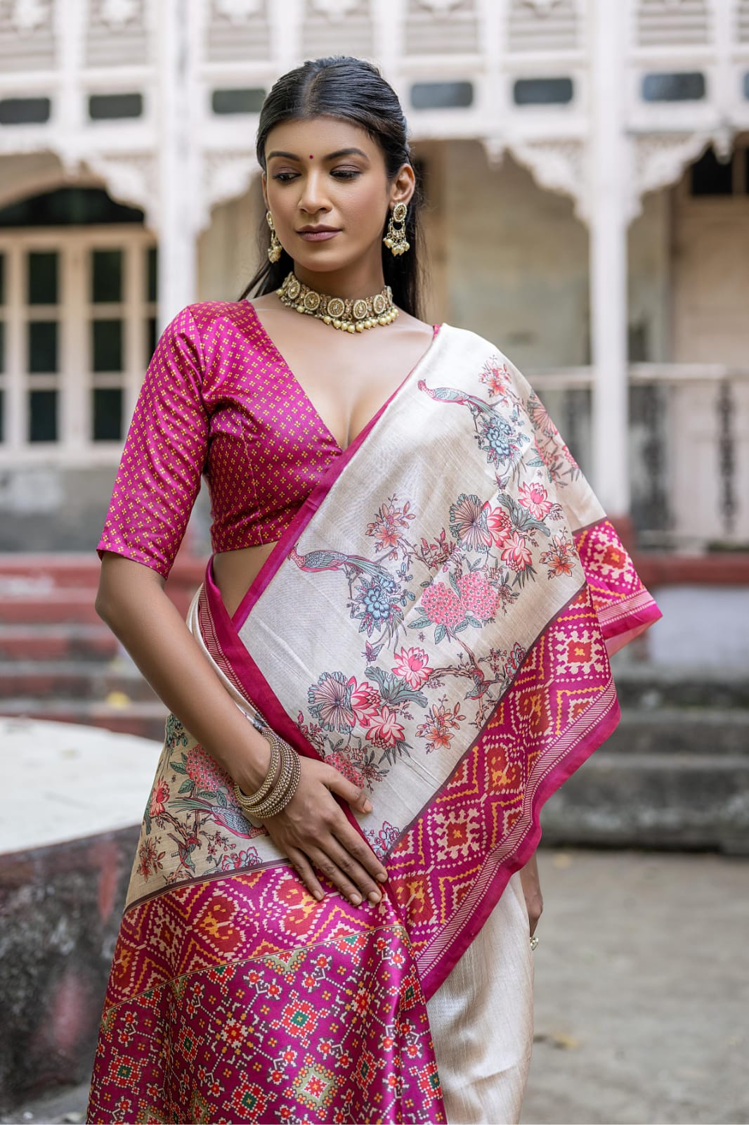 Soft Tussar Silk with Beautiful Patola Print Saree with Contrast Blouse Piece